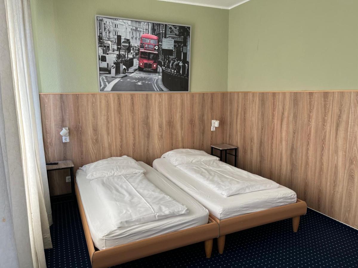 Hotel Schwarzer Baer Hannover Ngoại thất bức ảnh
