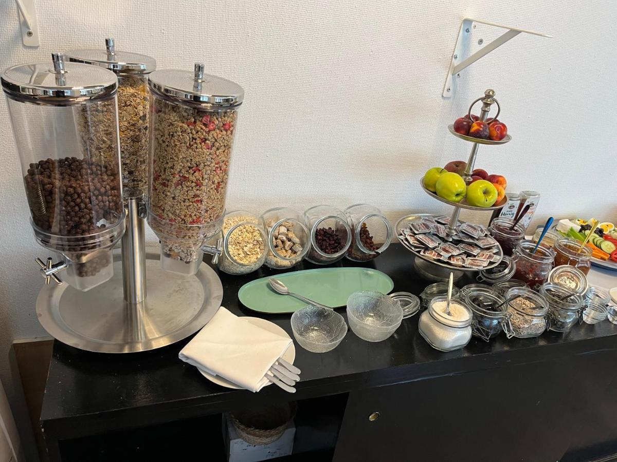 Hotel Schwarzer Baer Hannover Ngoại thất bức ảnh