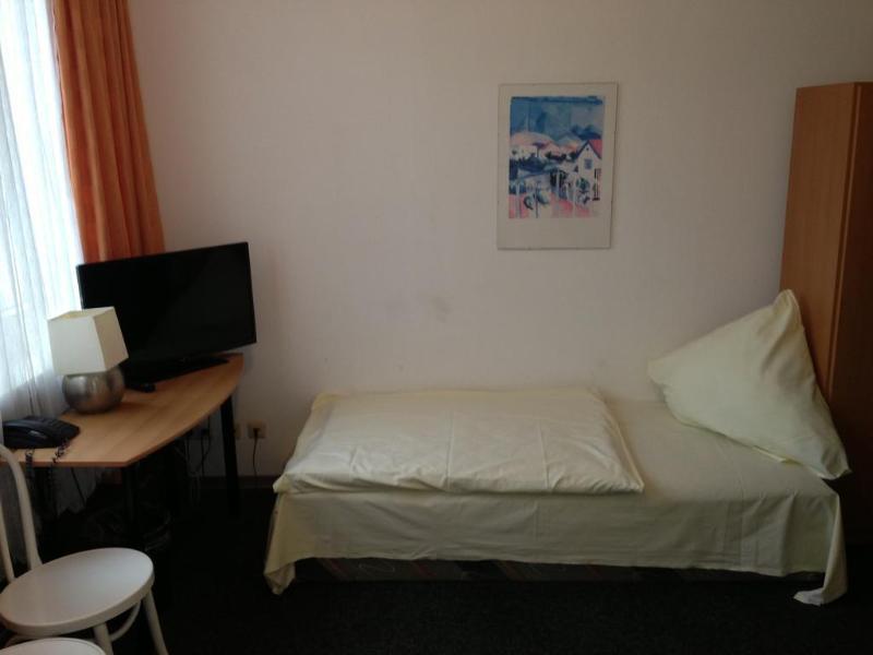 Hotel Schwarzer Baer Hannover Ngoại thất bức ảnh